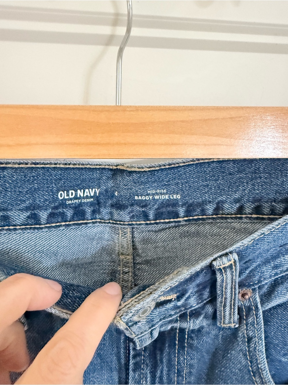 Old Navy Wide-Leg Cropped Blue Denim Jeans - Picture 7 of 7